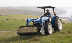 CroppedImage240145-newholland-626TL-frontloaderattachment.jpg